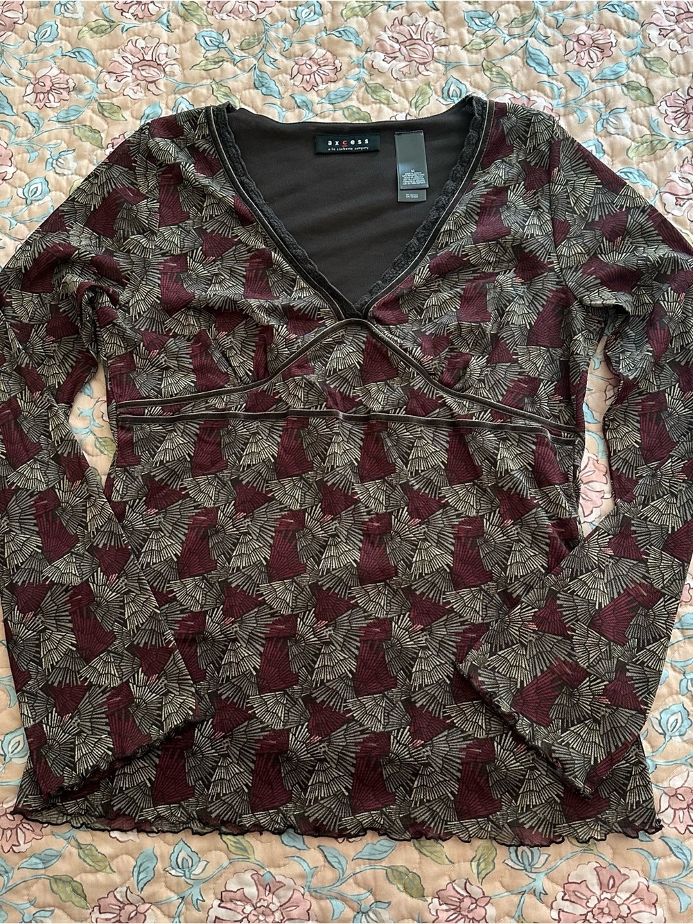 Axcess Burgundy & Brown Retro Abstract Print Women’s Top